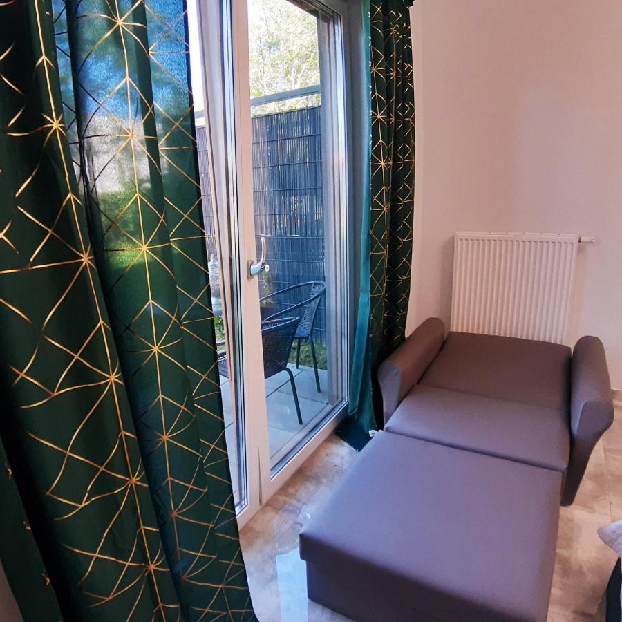 Na Grobli 20 Apartament Z Ogrodkiem 弗罗茨瓦夫 外观 照片