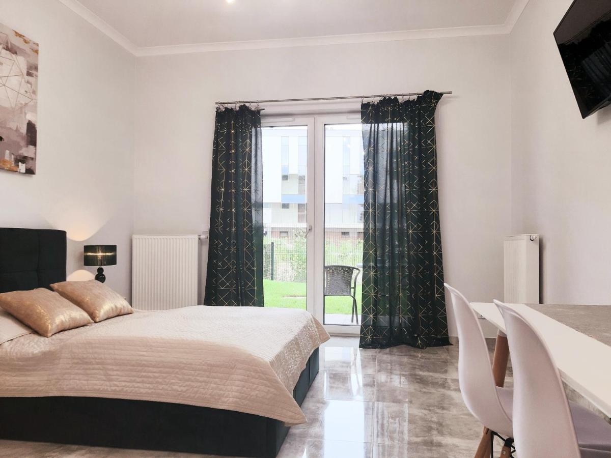 Na Grobli 20 Apartament Z Ogrodkiem 弗罗茨瓦夫 外观 照片