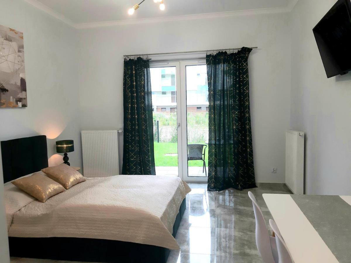 Na Grobli 20 Apartament Z Ogrodkiem 弗罗茨瓦夫 外观 照片