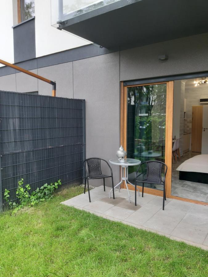 Na Grobli 20 Apartament Z Ogrodkiem 弗罗茨瓦夫 外观 照片